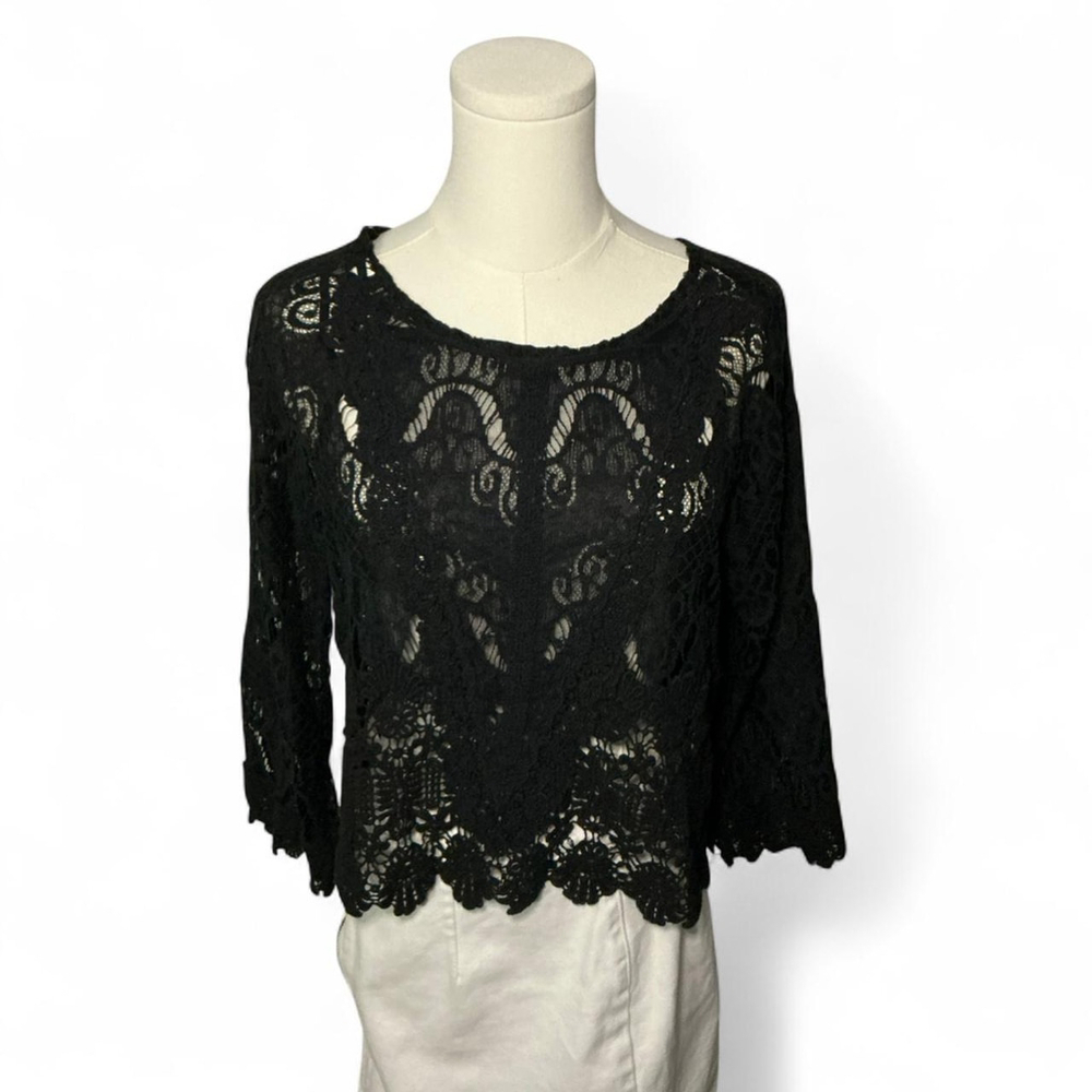 VO Jeans Black Lace Bell Sleeve Top